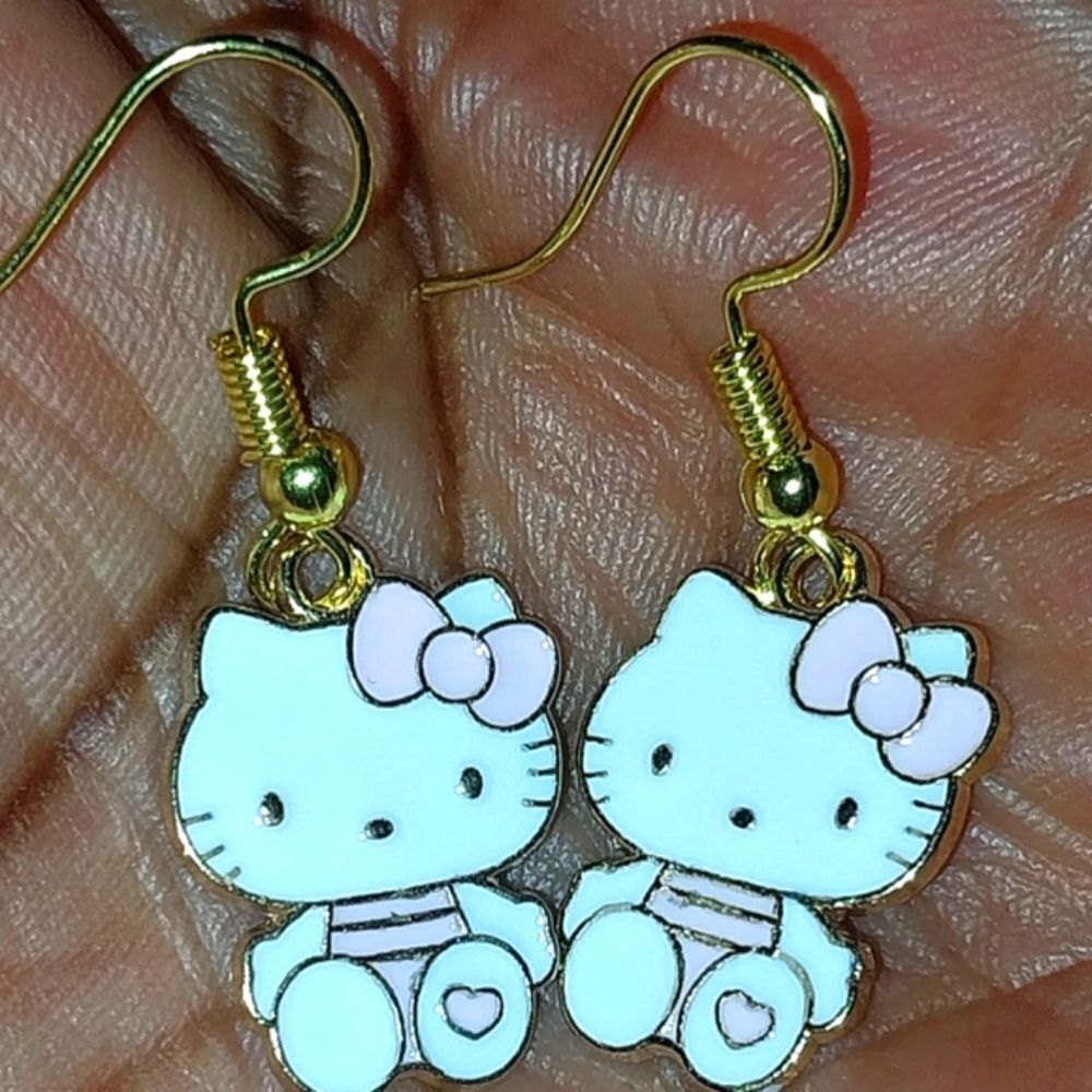 Whimsical Pink Character kitty dangle earrings For Adults And Kids - Picture 1 of 3